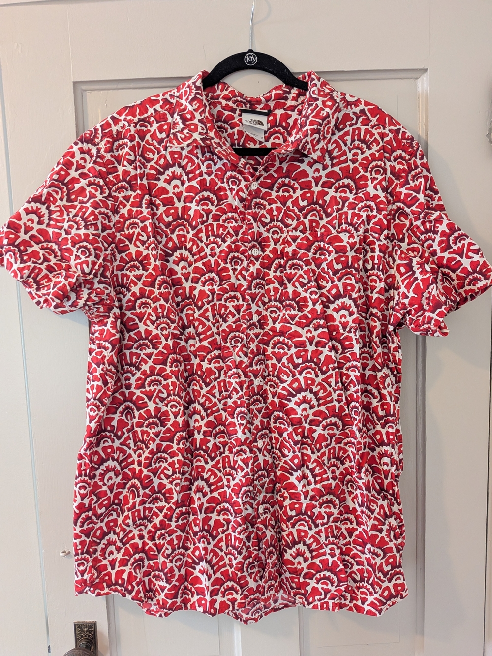 The North Face Men's Short-Sleeve Red & White Printed Button-Down Shirt